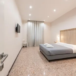 ancient-rome-apartment.it-romehotels.com/