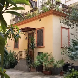 st-peter-charming-house.it-romehotels.com/